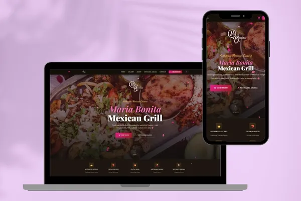 Platillo de comida mexicana con carnes y verduras asadas bajo el logotipo de Maria Bonita Mexican Grill en Hobbs, Nuevo México, con texto descriptivo de cocina auténtica y botones de navegación al menú.